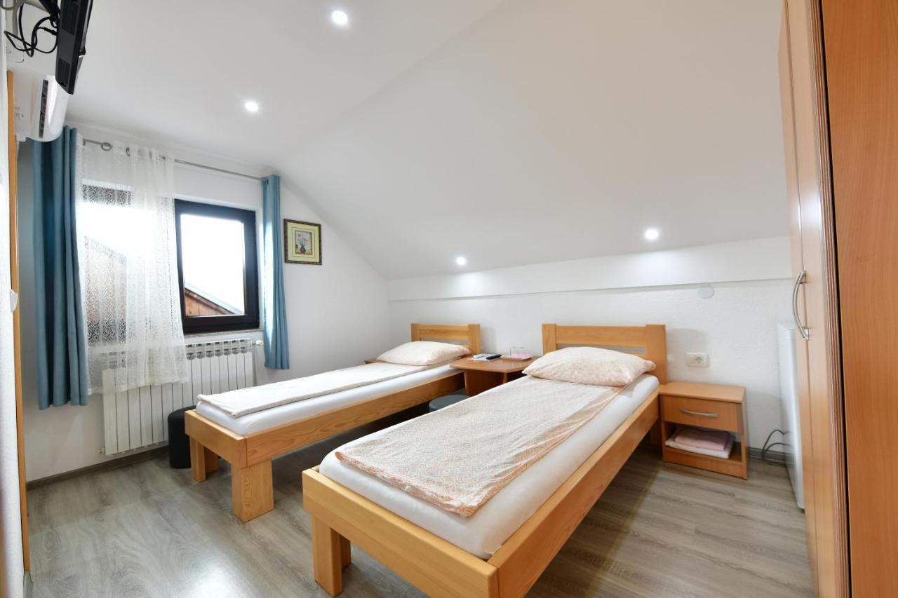 House Marinic Otel Grabovac  Dış mekan fotoğraf